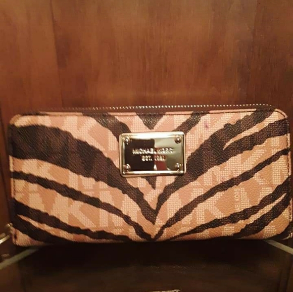 Wallet - Picture 1 of 3